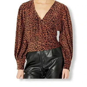 KENDALL + KYLIE Wrap Balloon Sleeve Leopard top